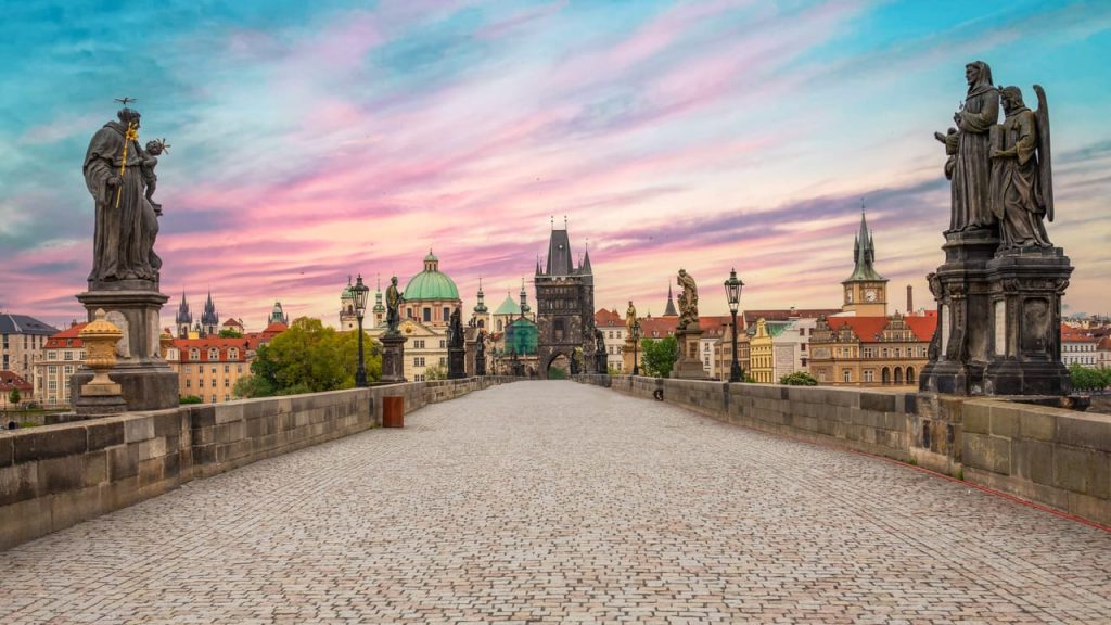 China Uses Dual-Method Cyberattack on Czech Orgs